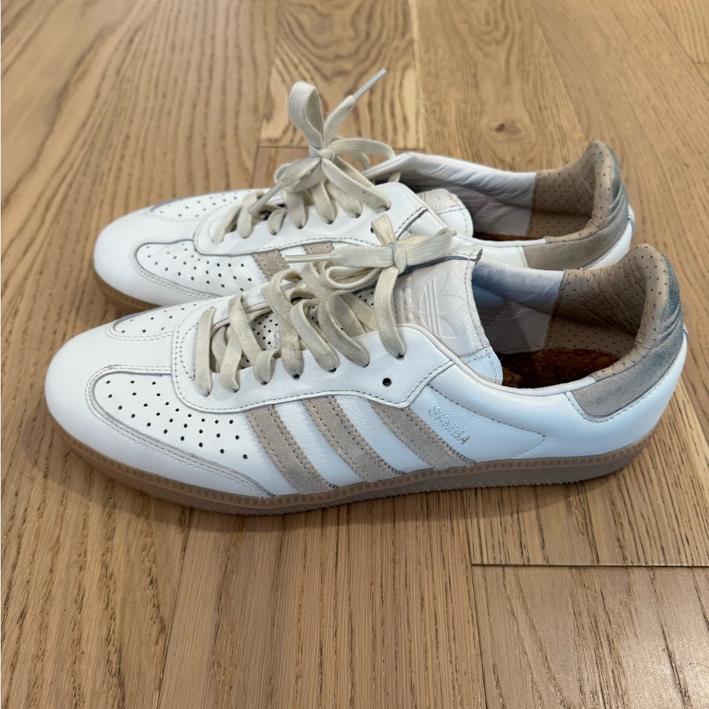 Adidas Men’s Samba Sneakers Size 10.5